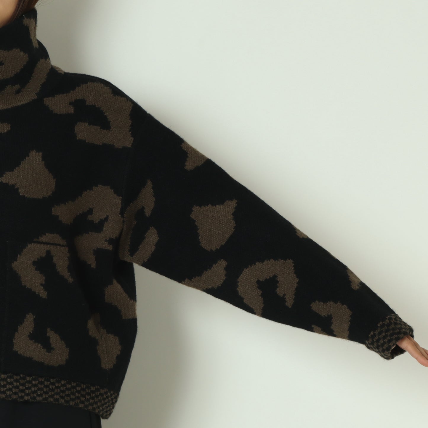 ジャガードニットブルゾン  MGKN-25130-A