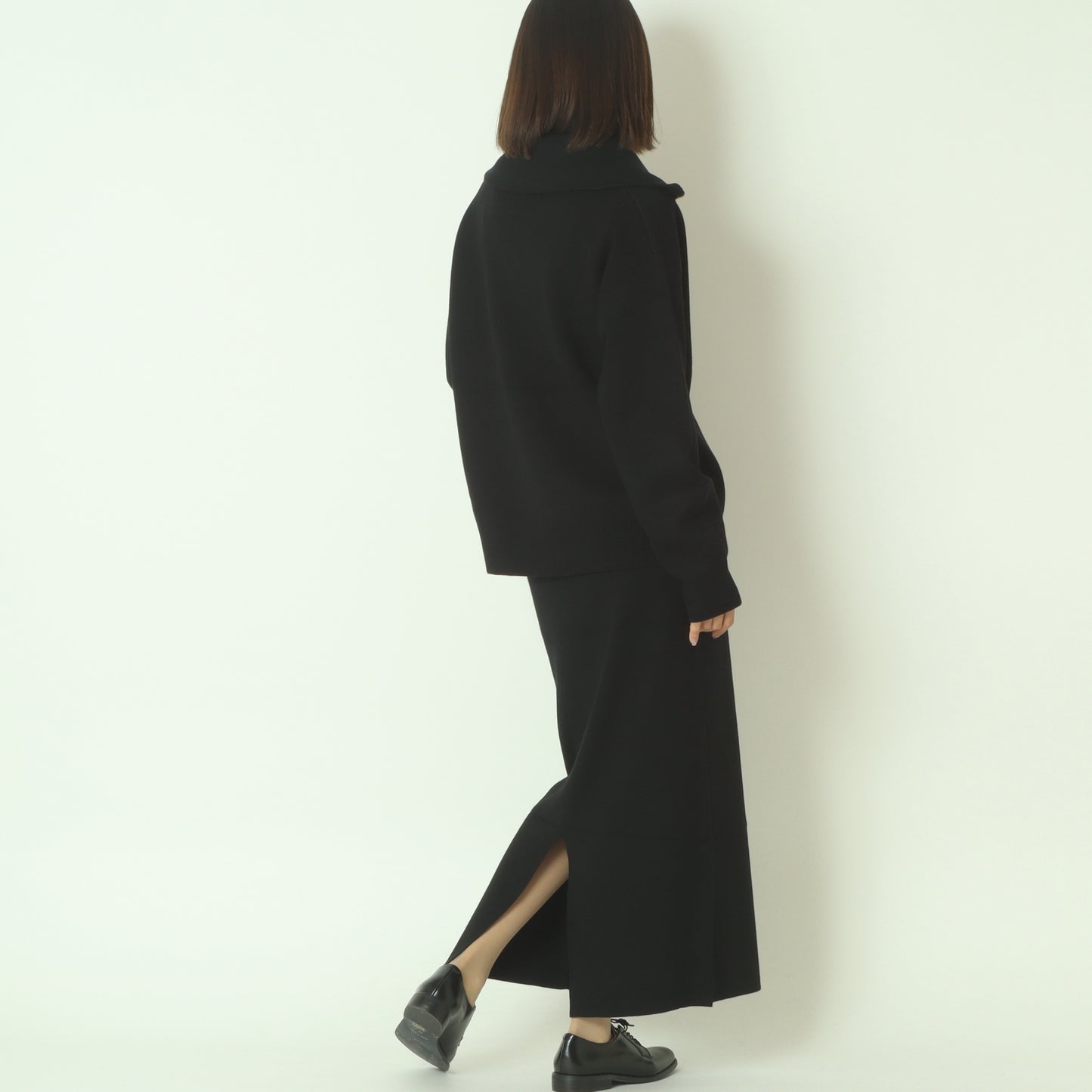 バックスリットニットスカート  256708