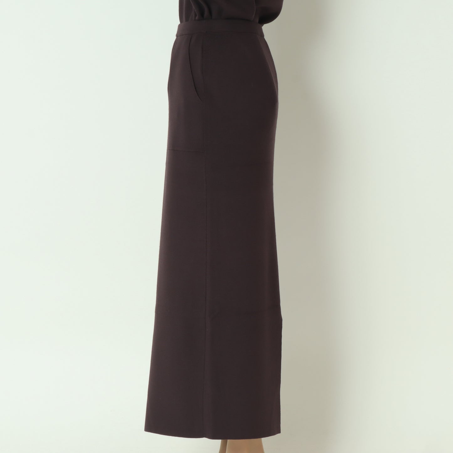 バックスリットニットスカート  256708