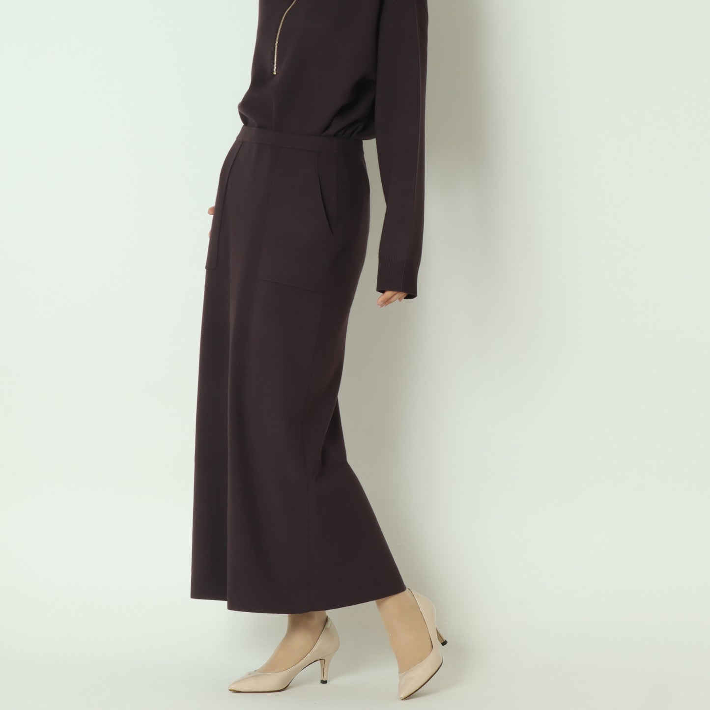 バックスリットニットスカート  256708