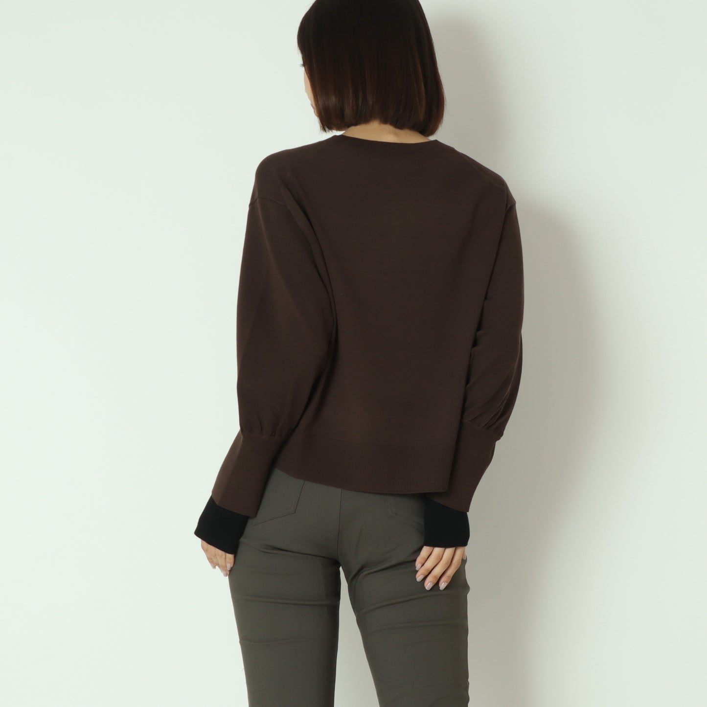 袖口配色デザインニットプルオーバー  256904