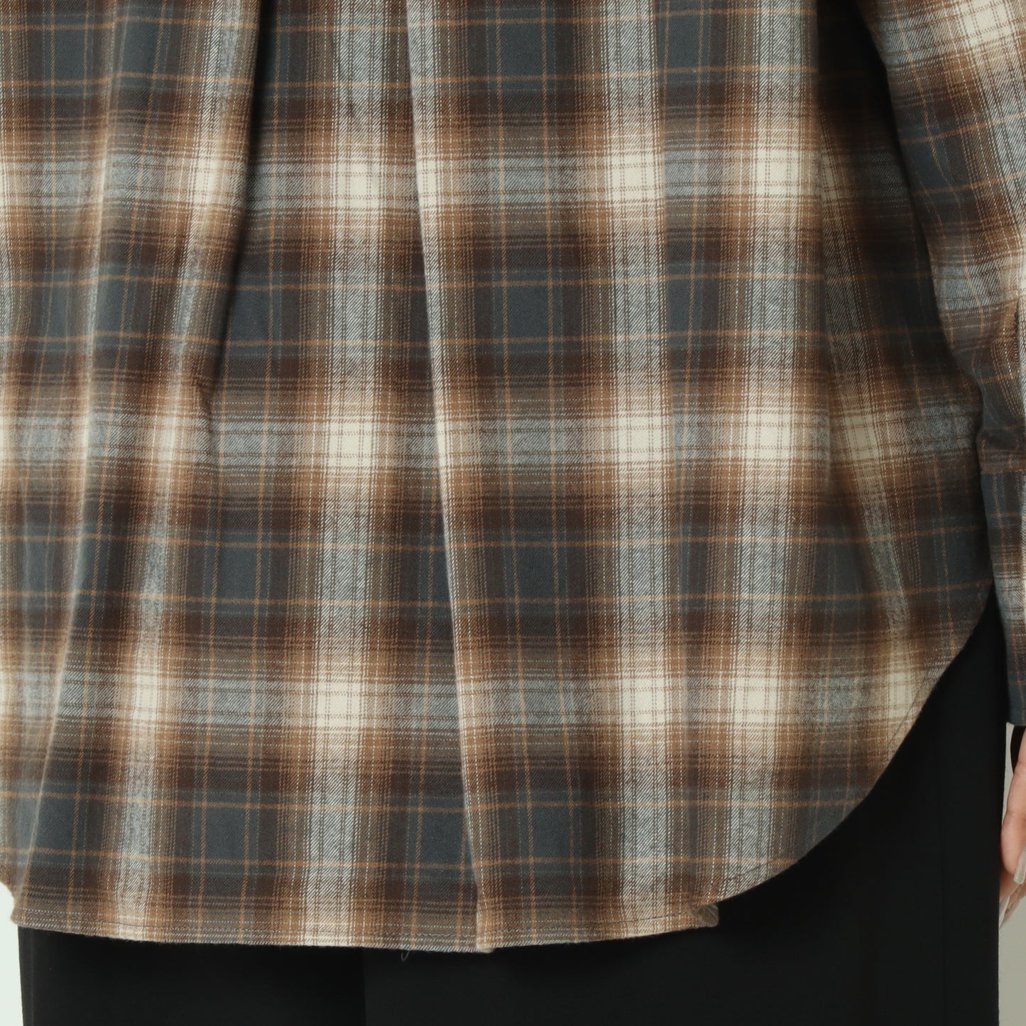 タックデザインチェックシャツ  258950