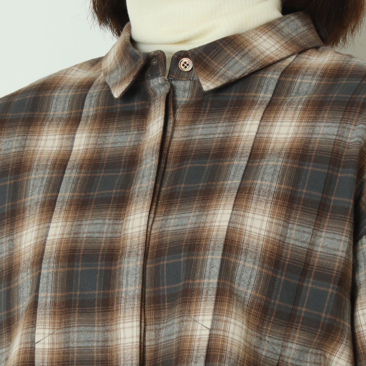 タックデザインチェックシャツ  258950