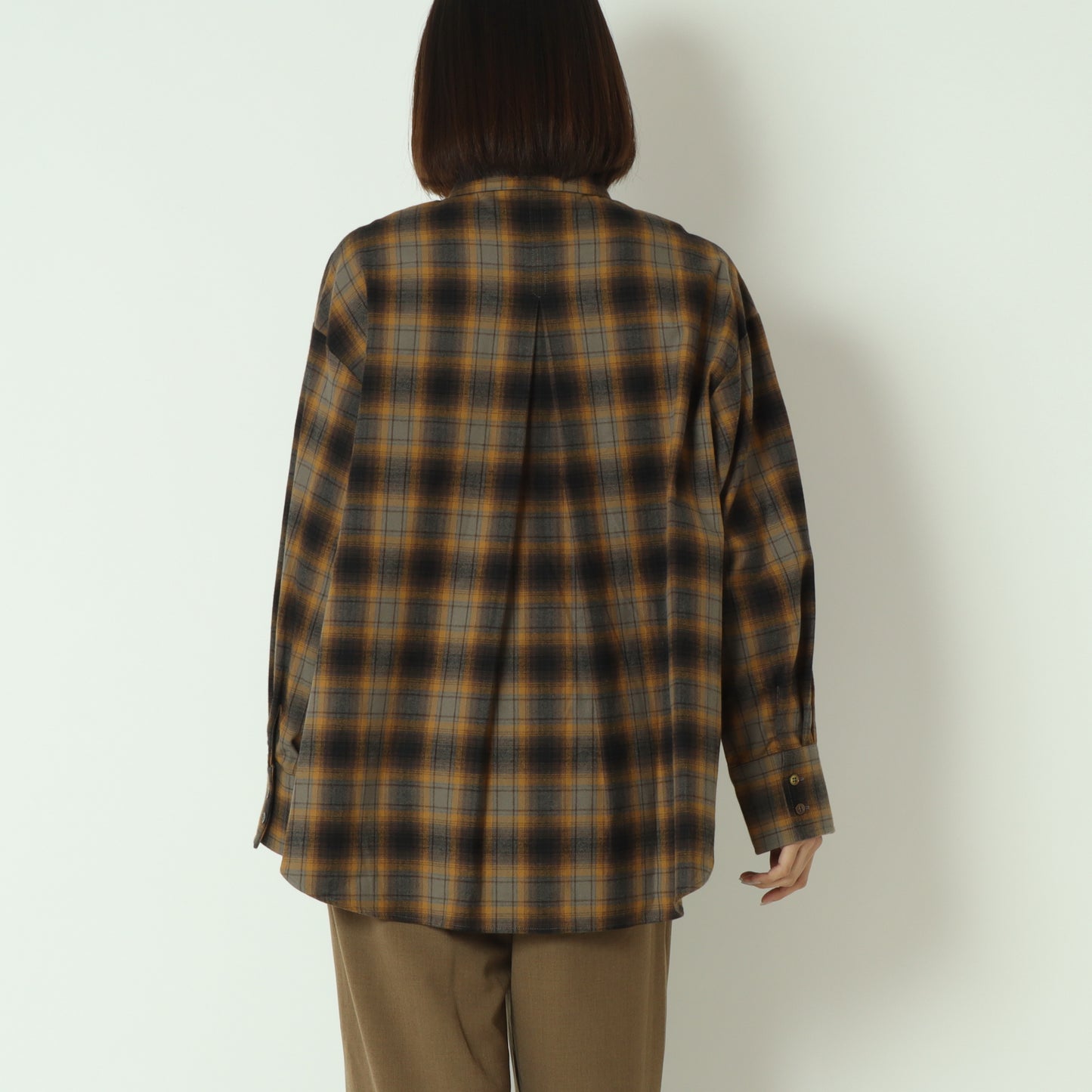 タックデザインチェックシャツ  258950