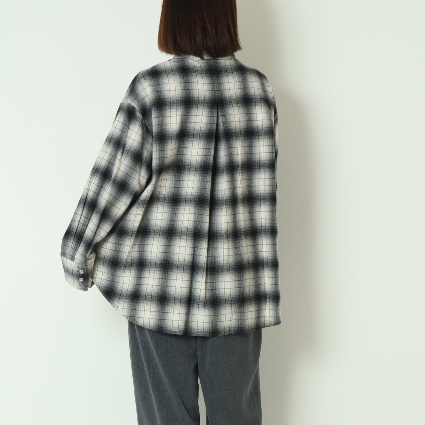 タックデザインチェックシャツ  258950