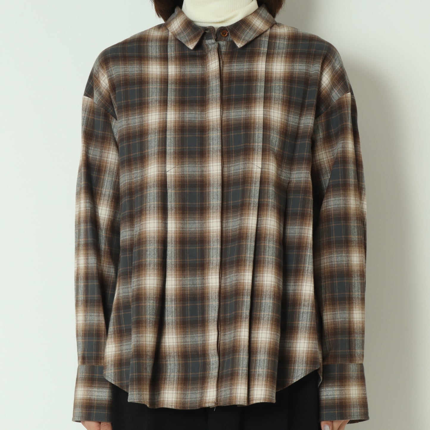 タックデザインチェックシャツ  258950