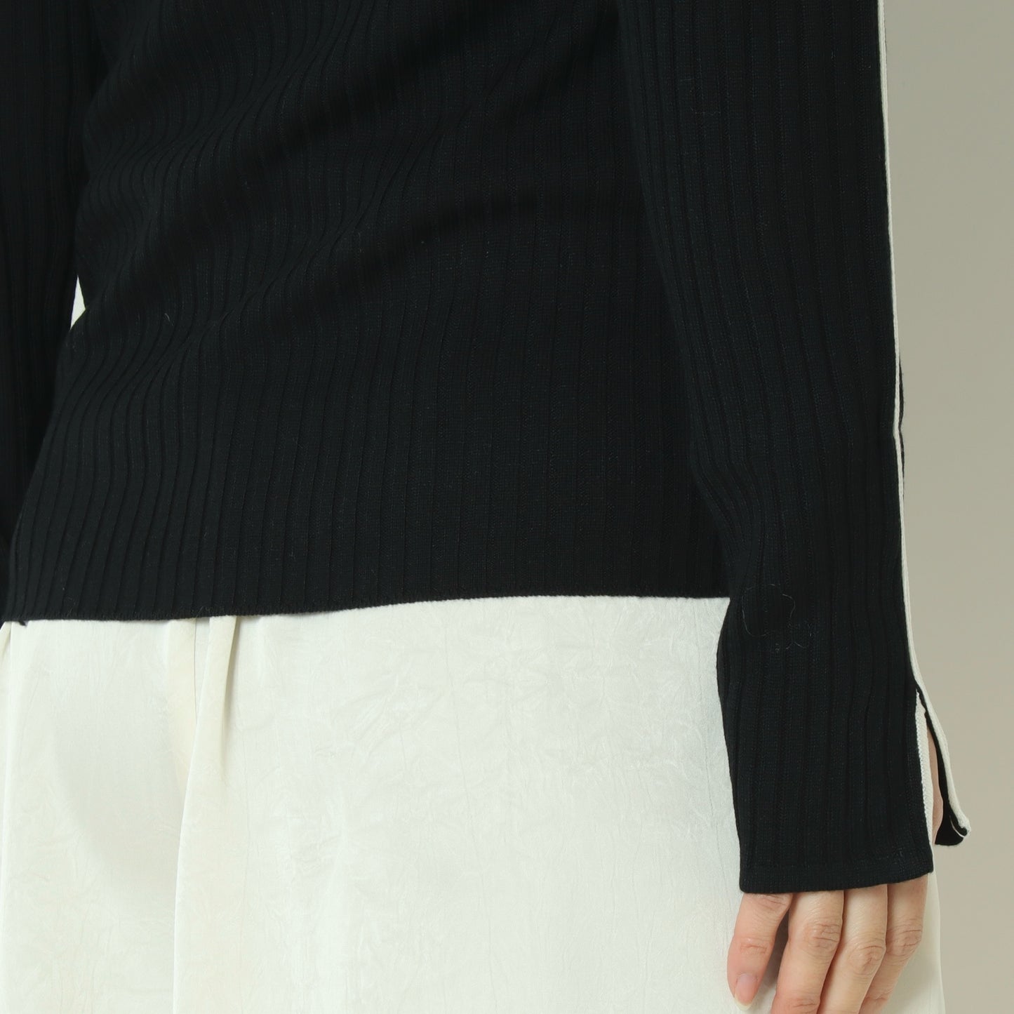 袖スリット配色ラインニット 791236