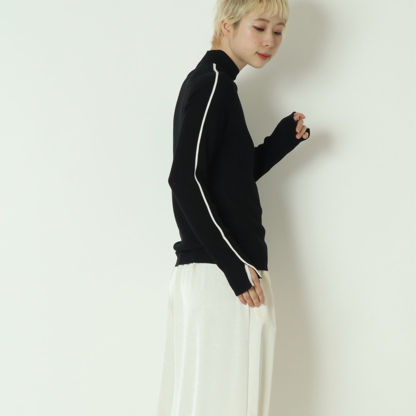 袖スリット配色ラインニット 791236