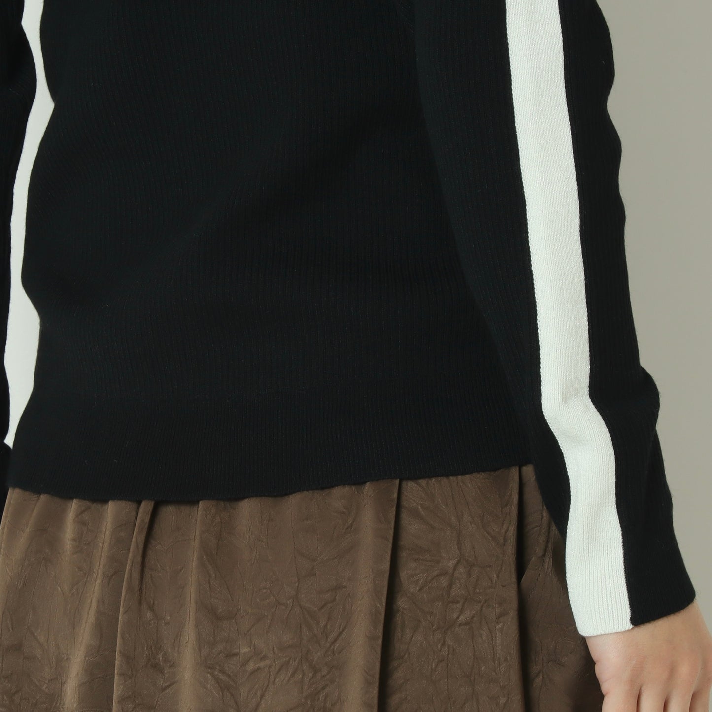 ラメ入りサイドラインリブニット 781208