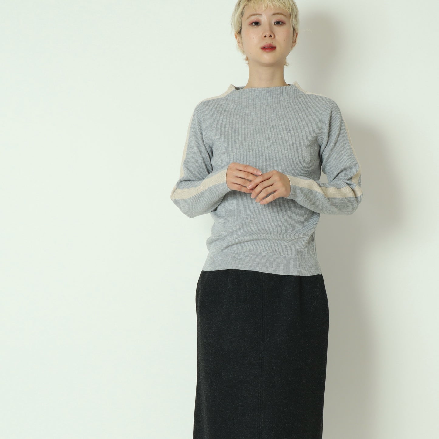 ラメ入りサイドラインリブニット 781208