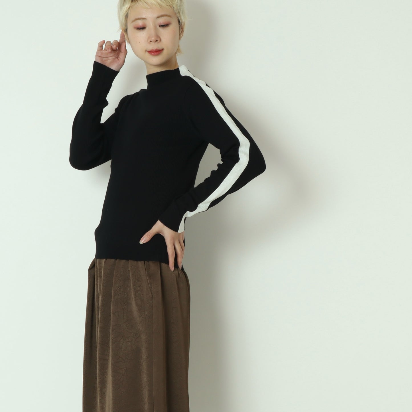 ラメ入りサイドラインリブニット 781208