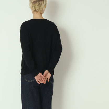 Vネックニットプルオーバー 523811