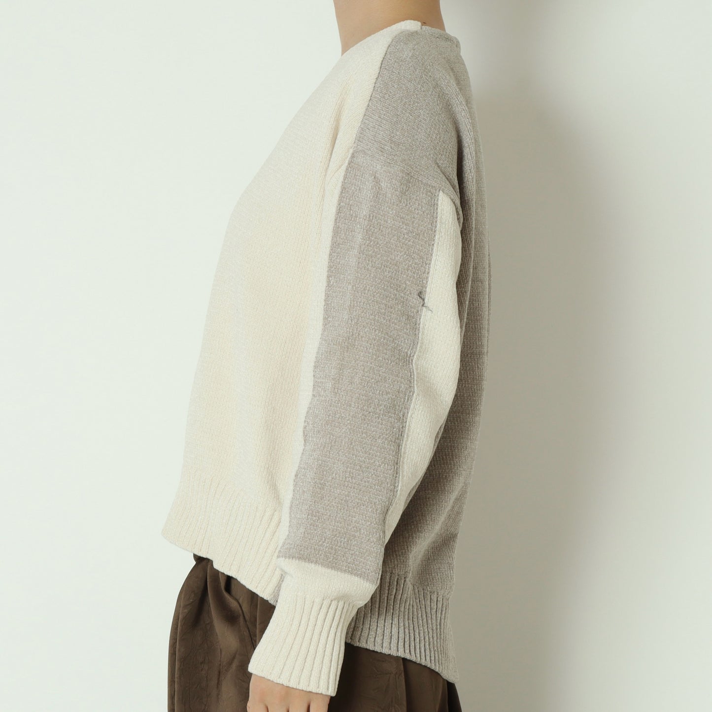 モール配色Vネックニット　523818