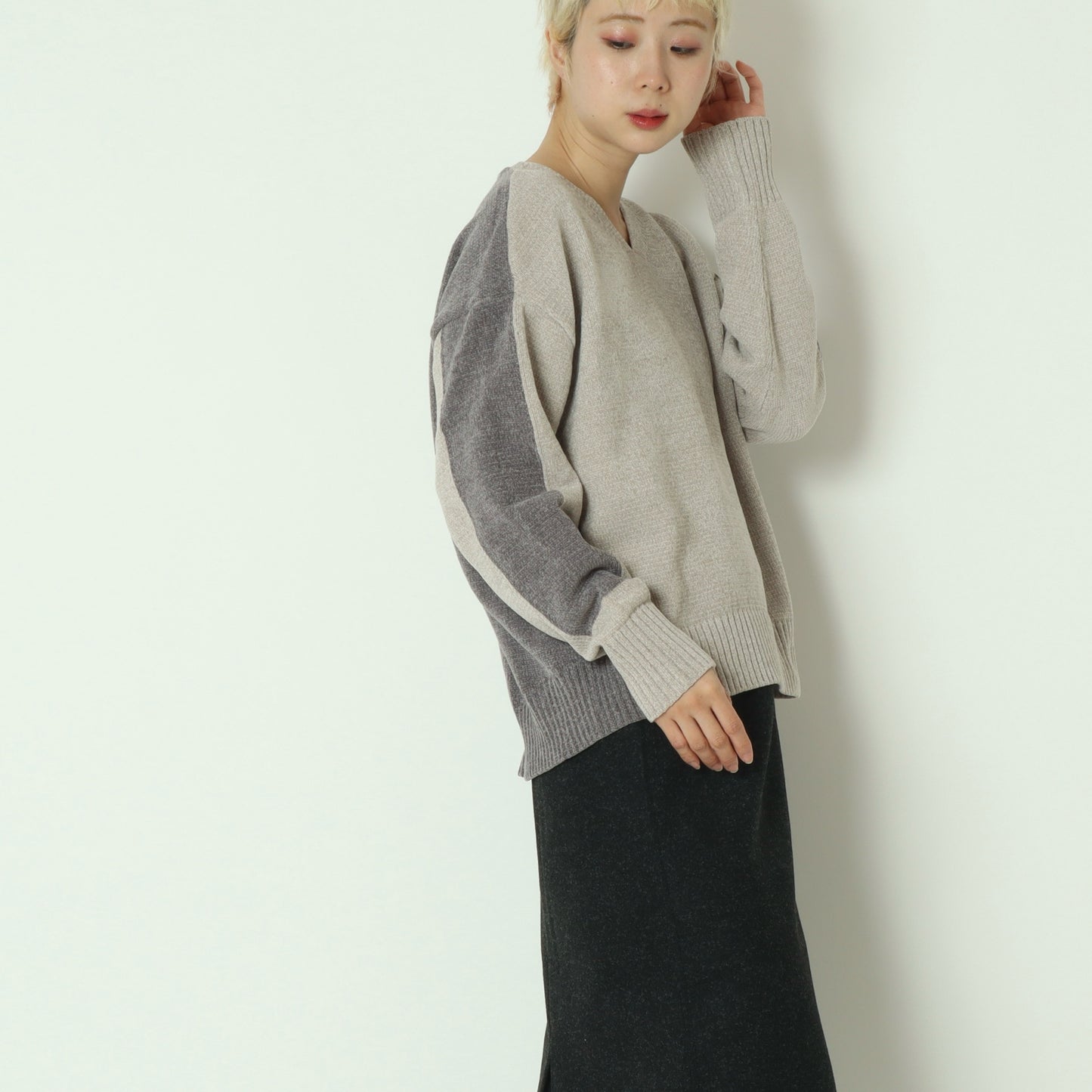 モール配色Vネックニット　523818