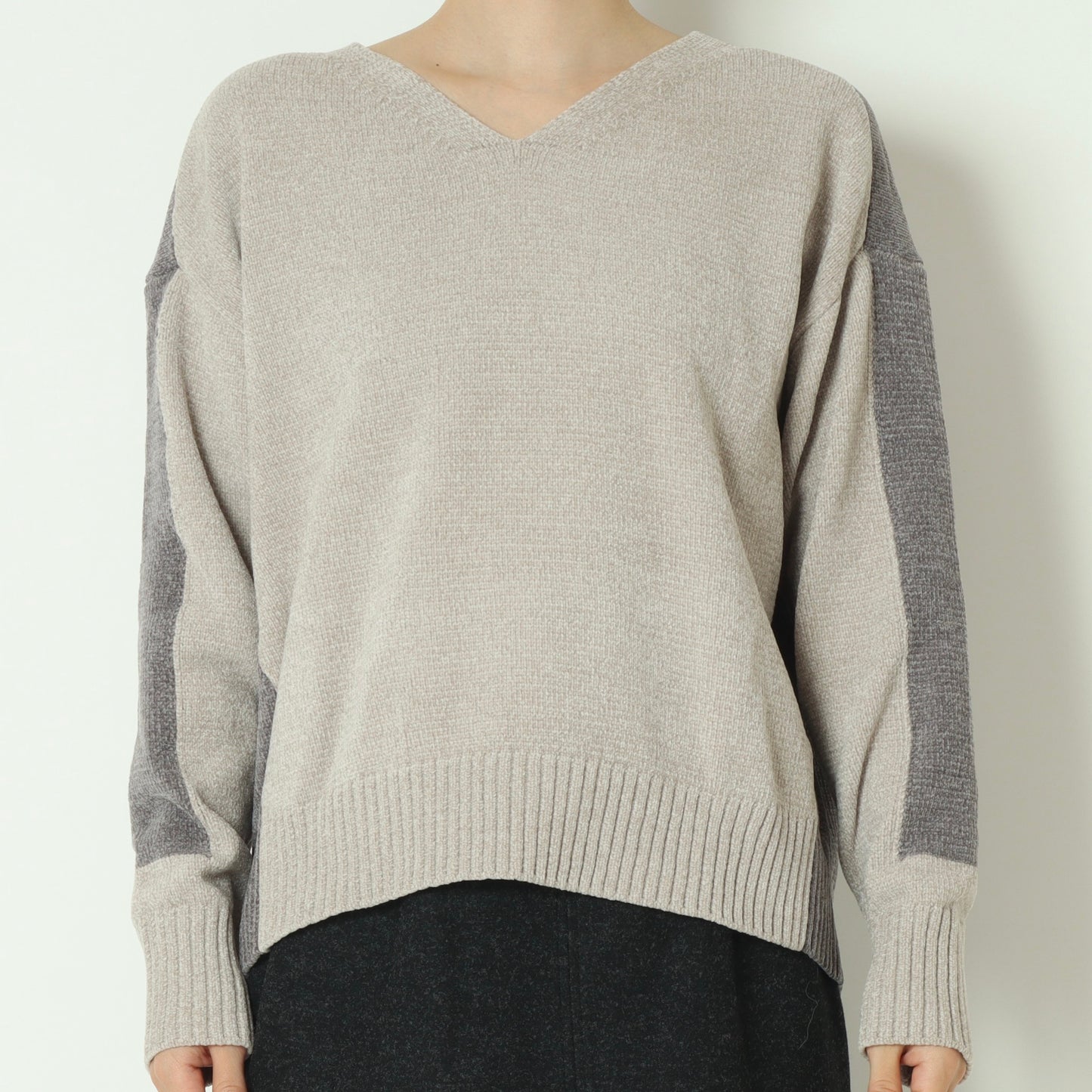 モール配色Vネックニット　523818