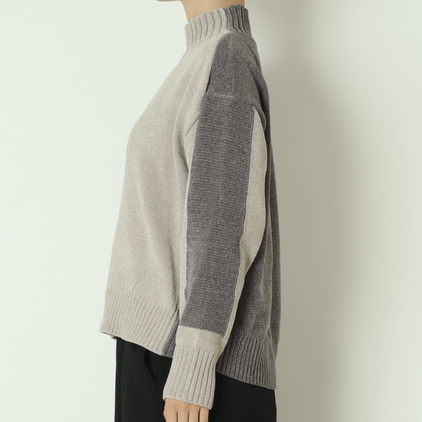 モール配色ハイネックニットプルオーバー 523819