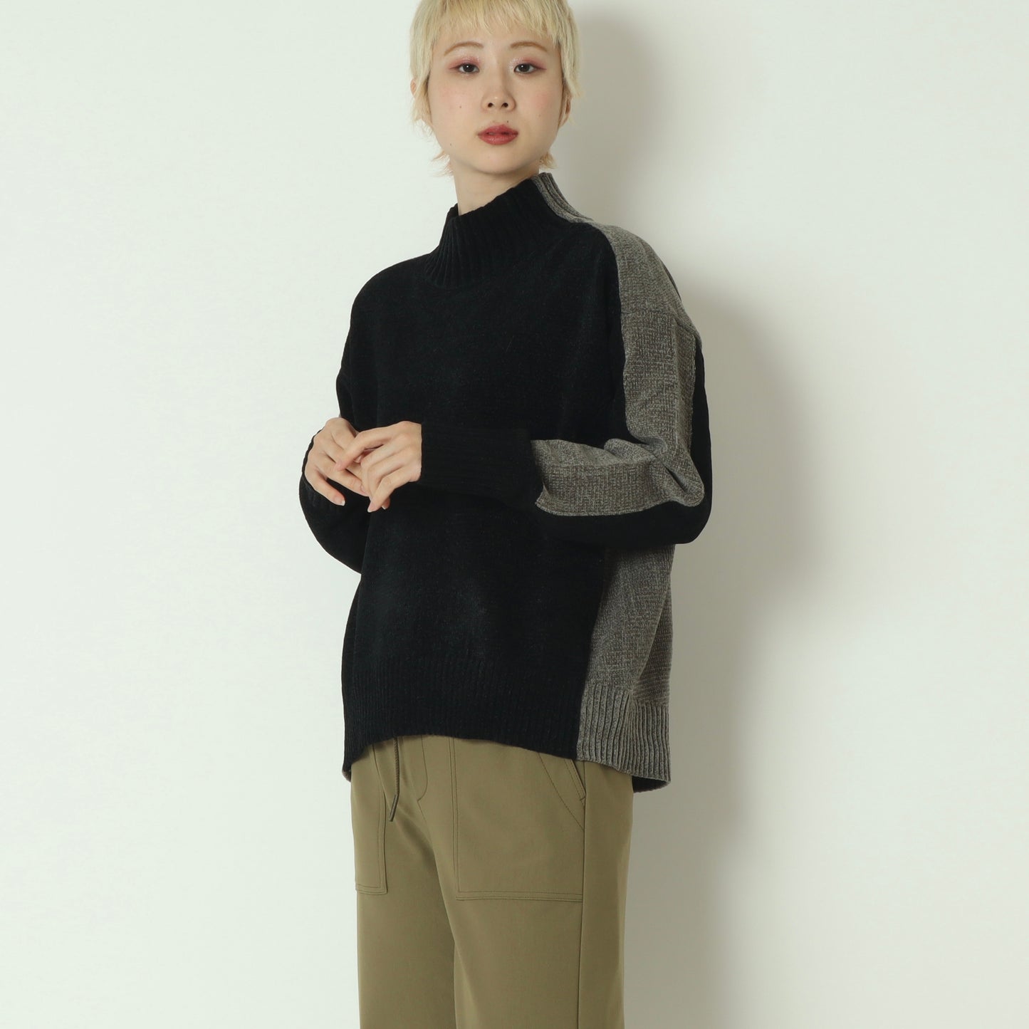 モール配色ハイネックニットプルオーバー 523819
