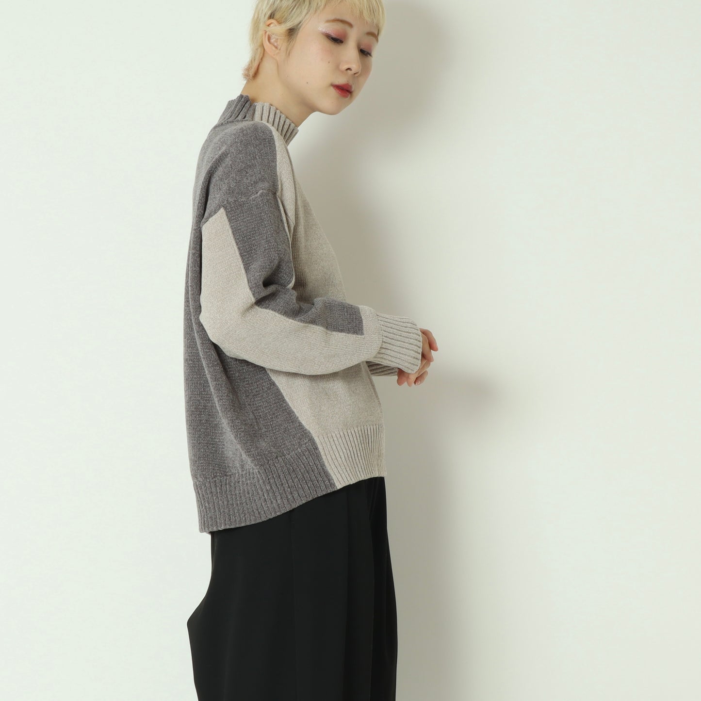 モール配色ハイネックニットプルオーバー 523819
