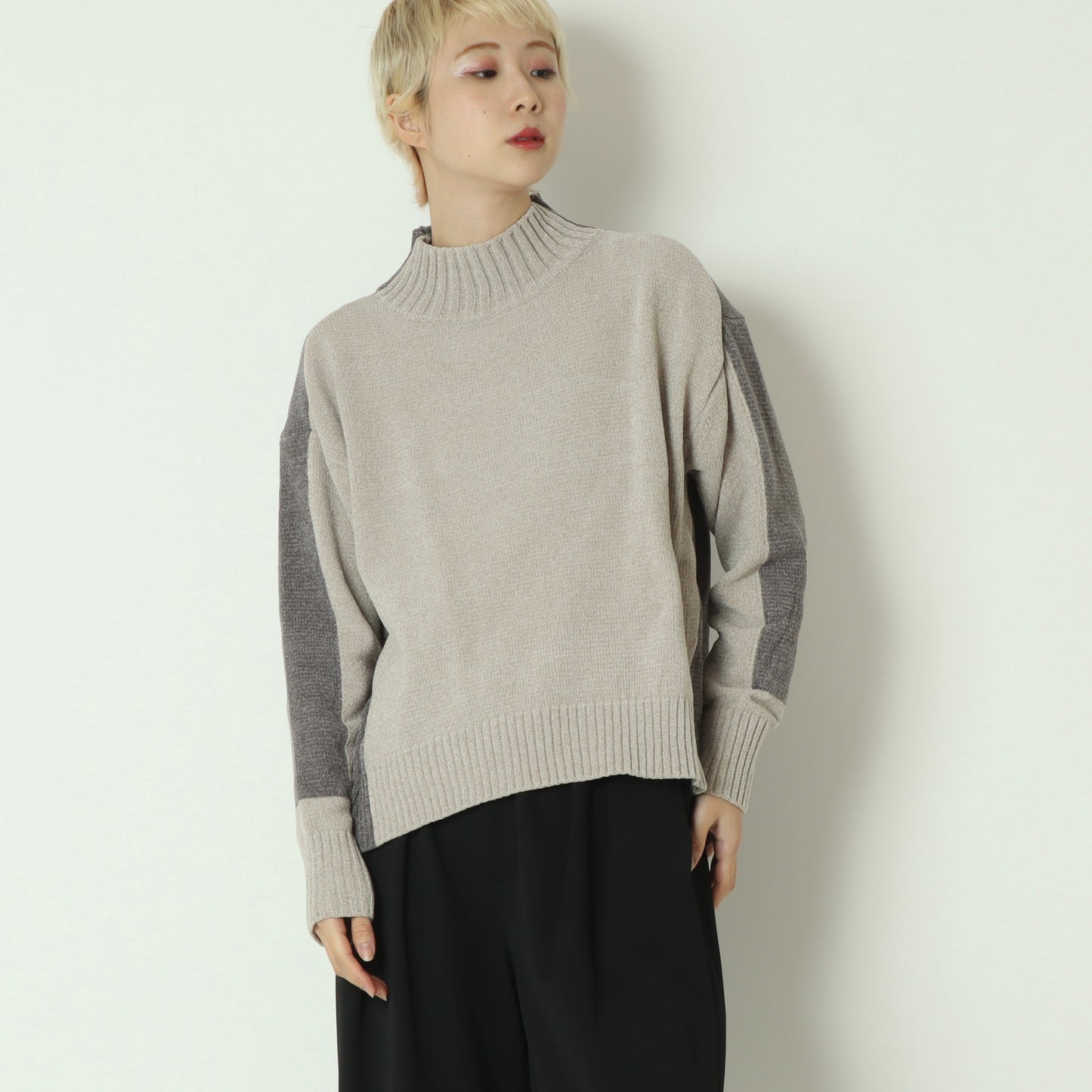 モール配色ハイネックニットプルオーバー 523819