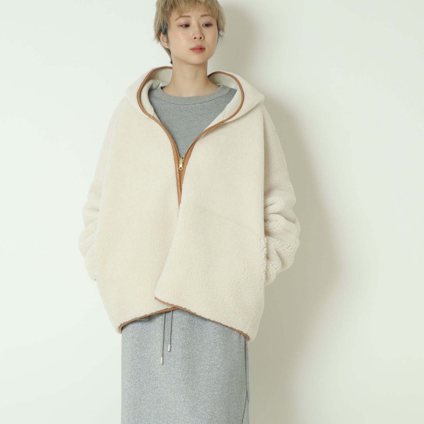 リバーシブルボアフーディーブルゾン  R2303RBP527