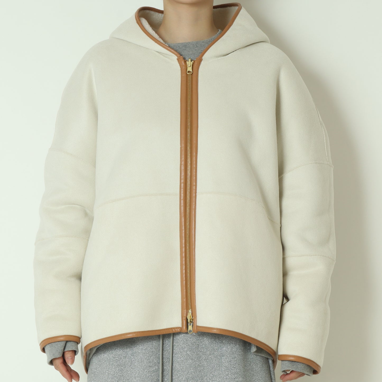 リバーシブルボアフーディーブルゾン  R2303RBP527