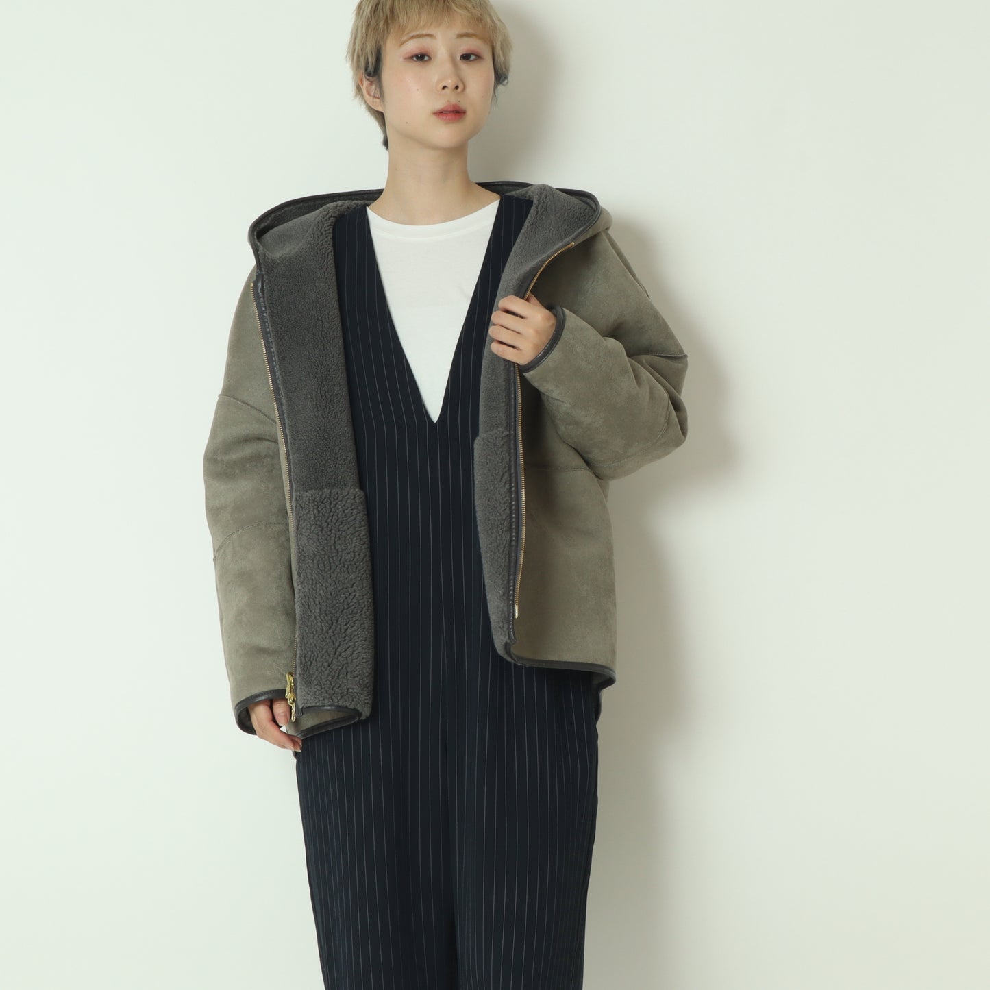 リバーシブルボアフーディーブルゾン  R2303RBP527