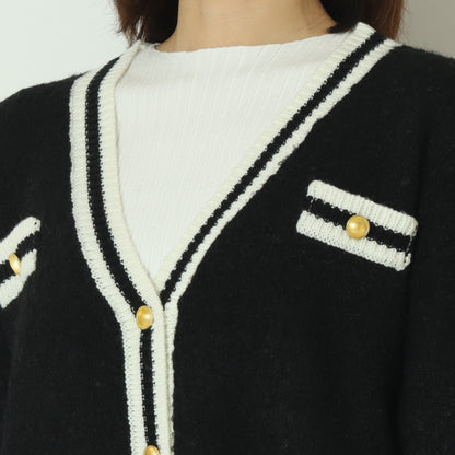 ゴールドボタンラインカーディガン D8632