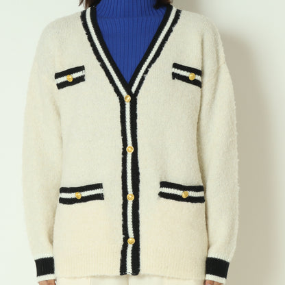 ゴールドボタンラインカーディガン D8632