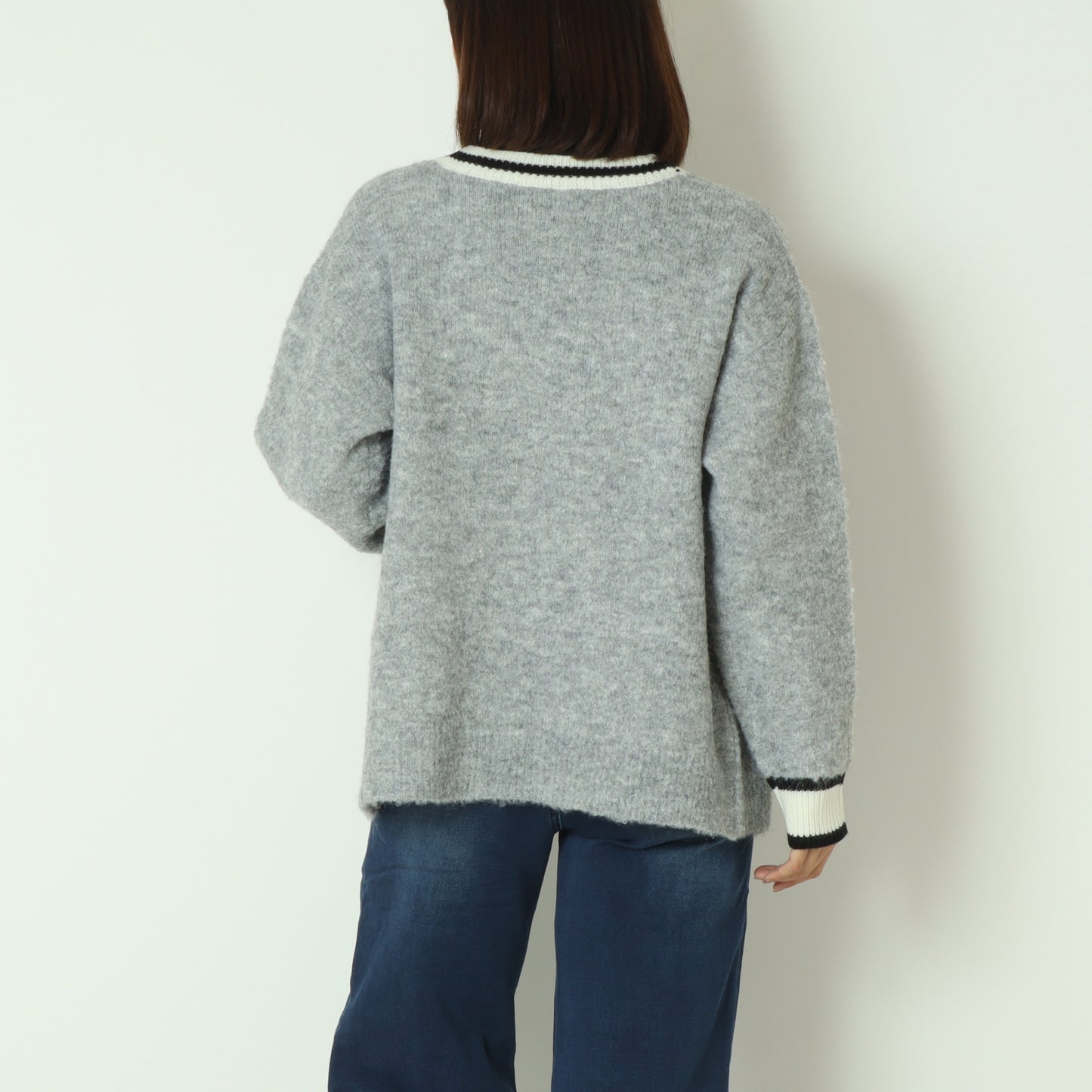 ゴールドボタンラインカーディガン D8632