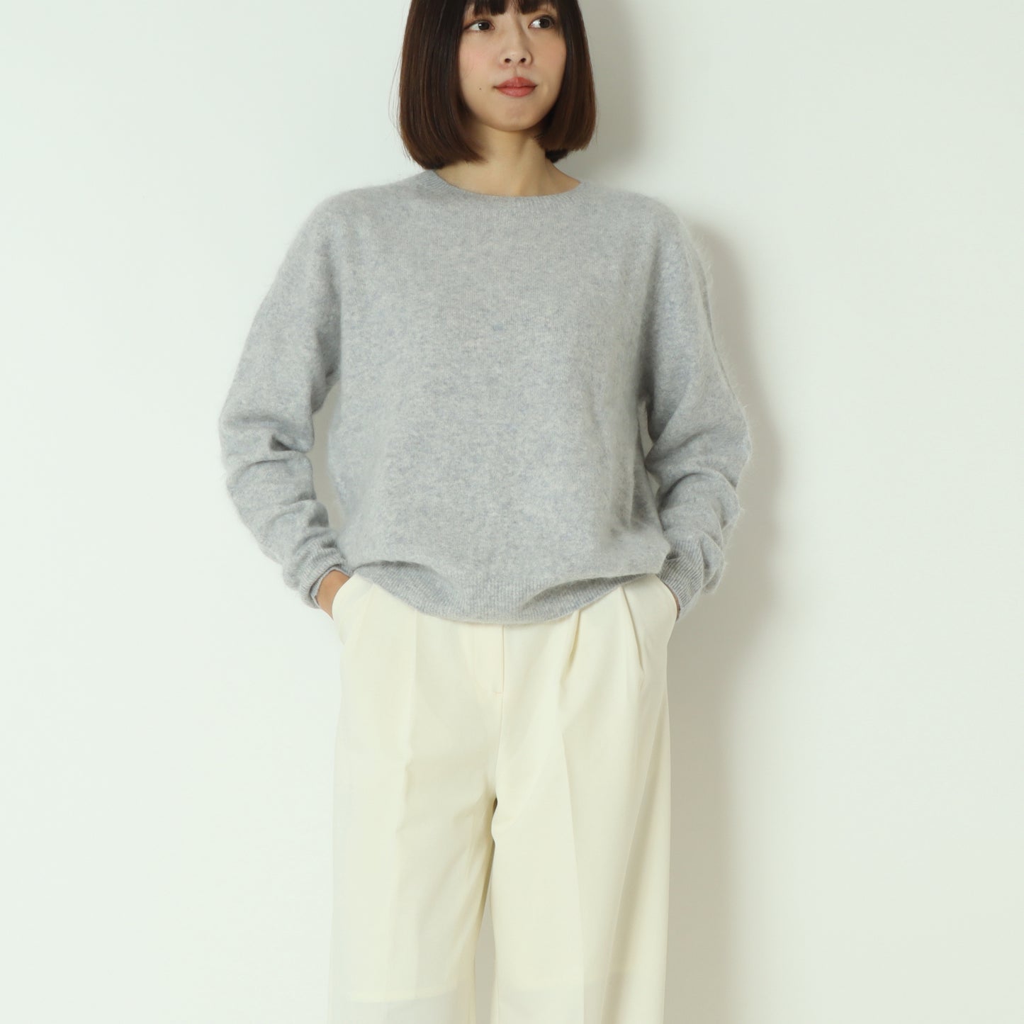 エアリータッチカシミヤニットプルオーバー H625309