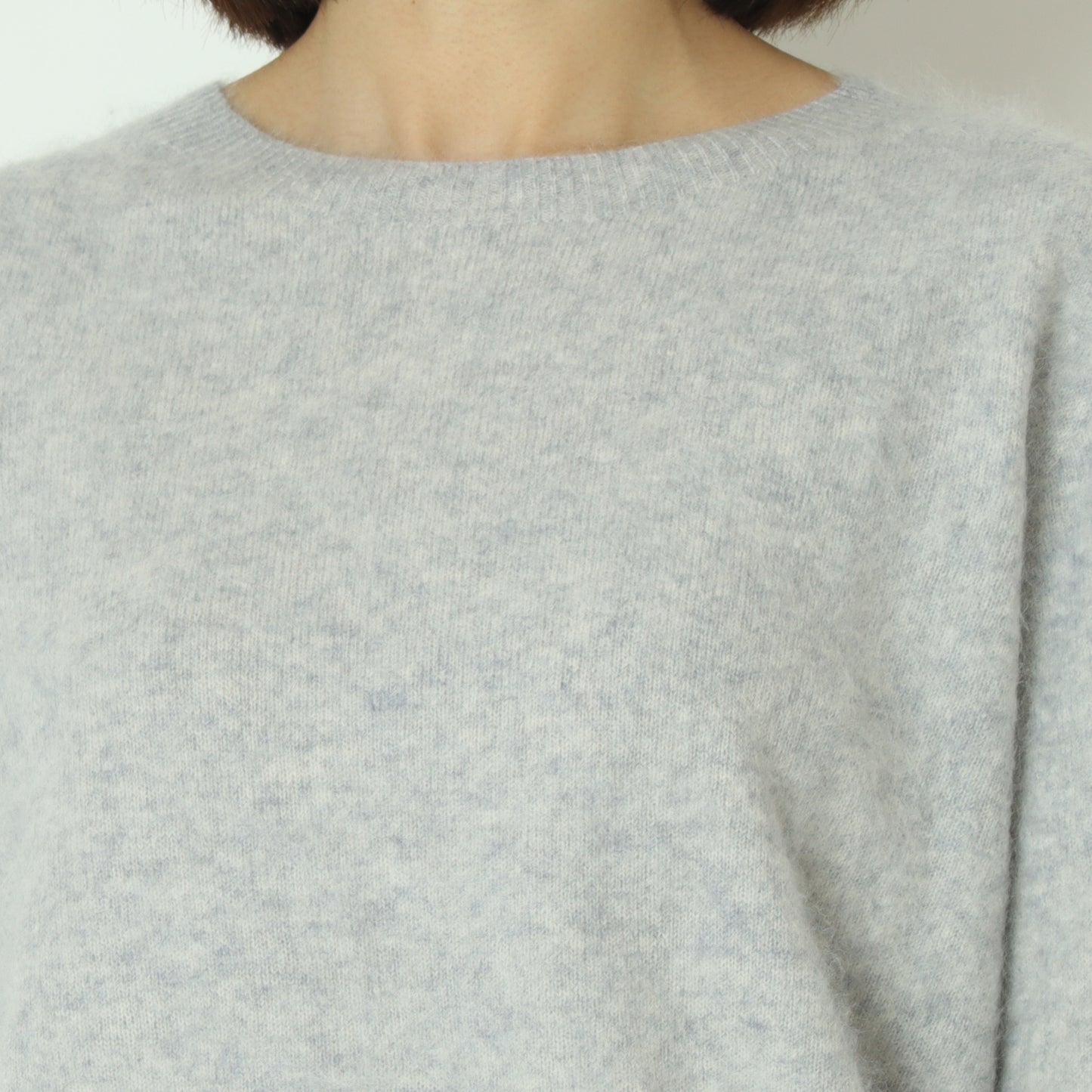 エアリータッチカシミヤニットプルオーバー H625309