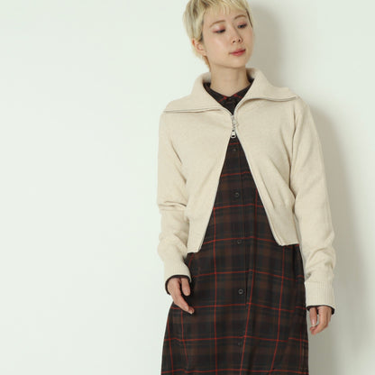 ハイネックジップニット H625312