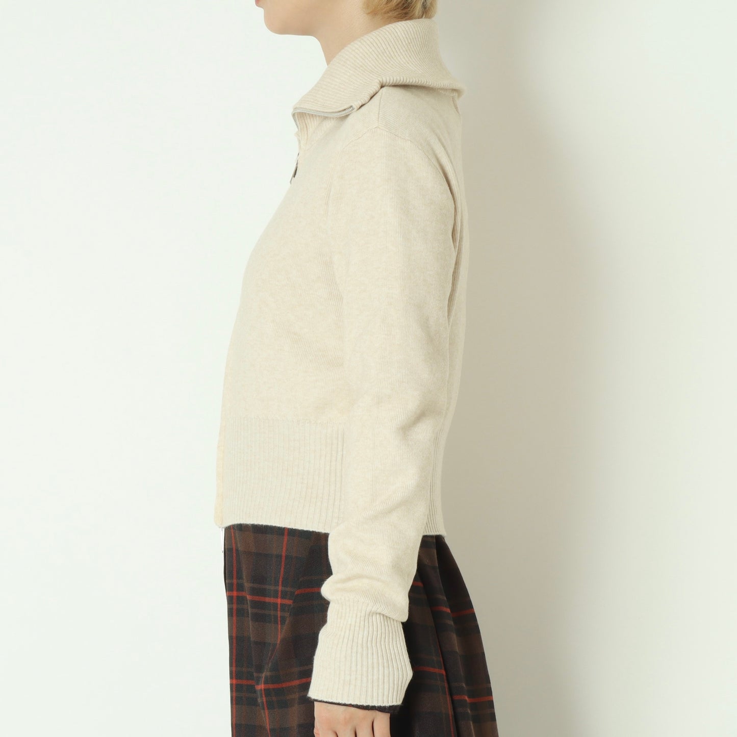 ハイネックジップニット H625312