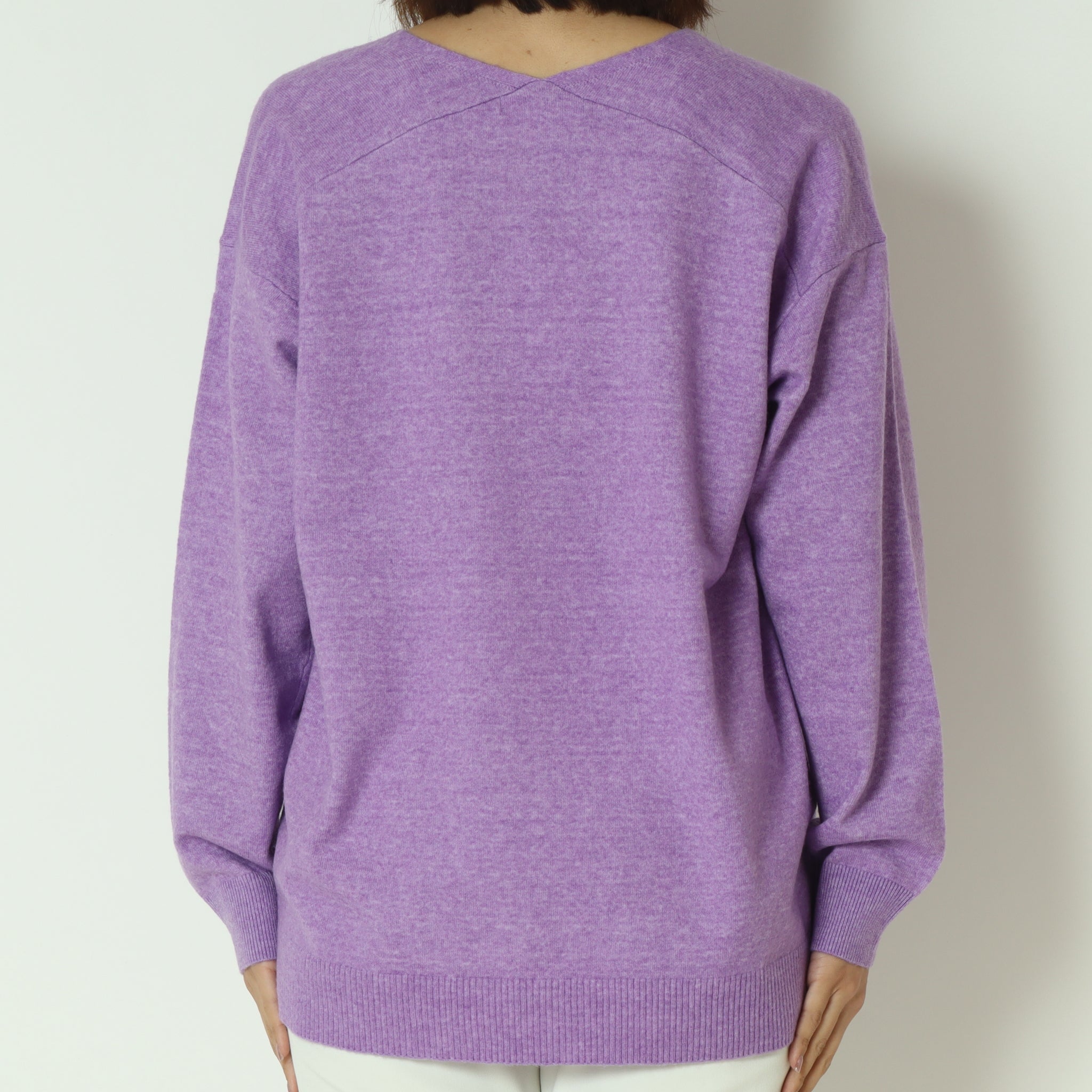 前後Vネックニット 6263-526 – DURAY