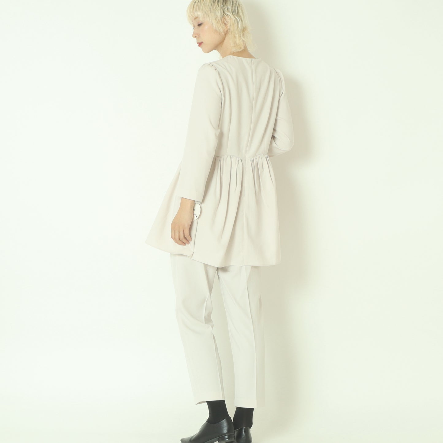 フレアペプラムブラウス   C7546560