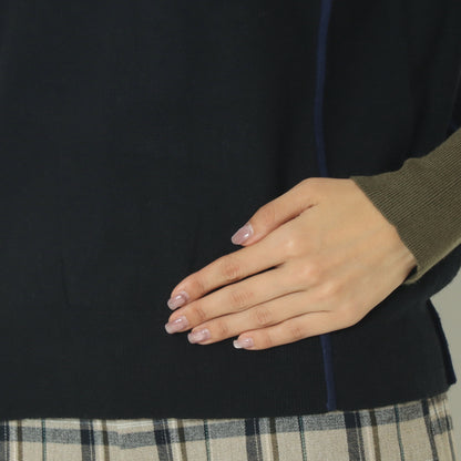 バイカラーパイピングハイネックニット  540003