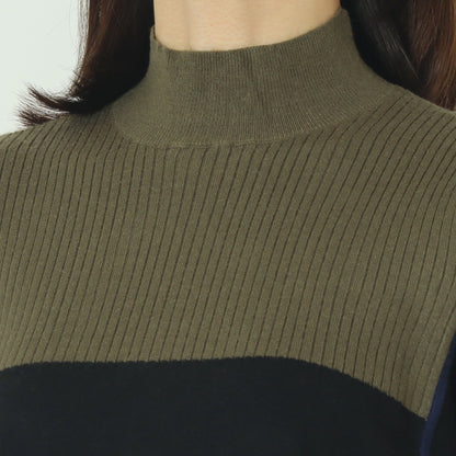 バイカラーパイピングハイネックニット  540003