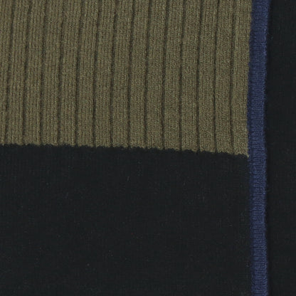 バイカラーパイピングハイネックニット  540003