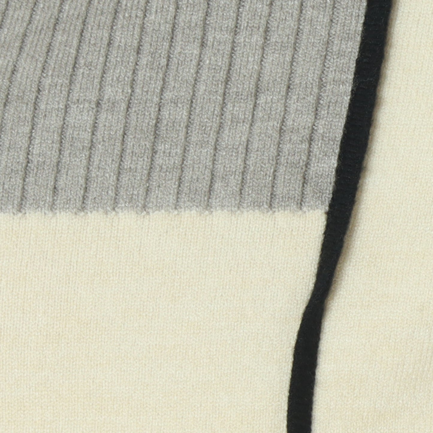 バイカラーパイピングハイネックニット  540003