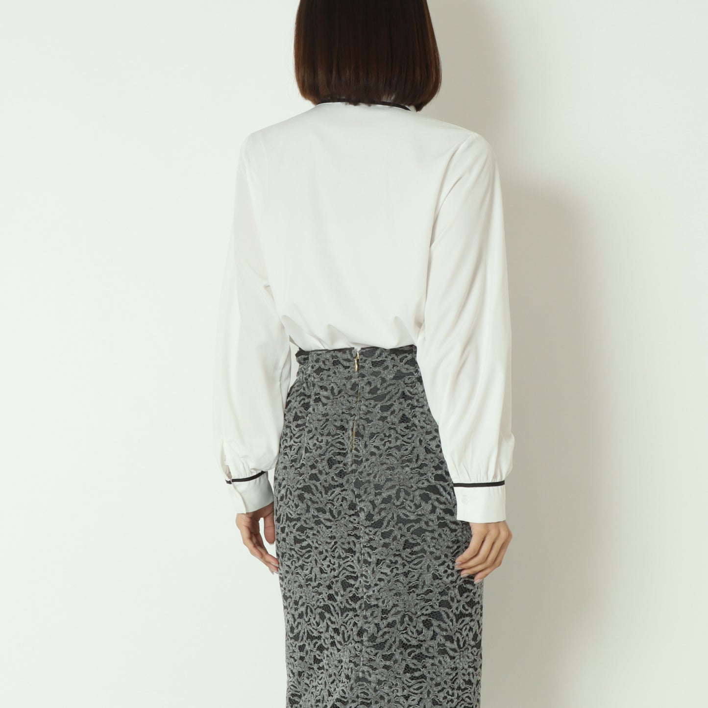 ジョーゼット細パイピングブラウス  550202