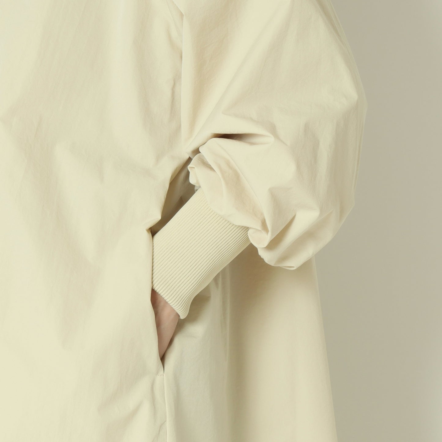 リブ袖ノーカラーコート 80267002