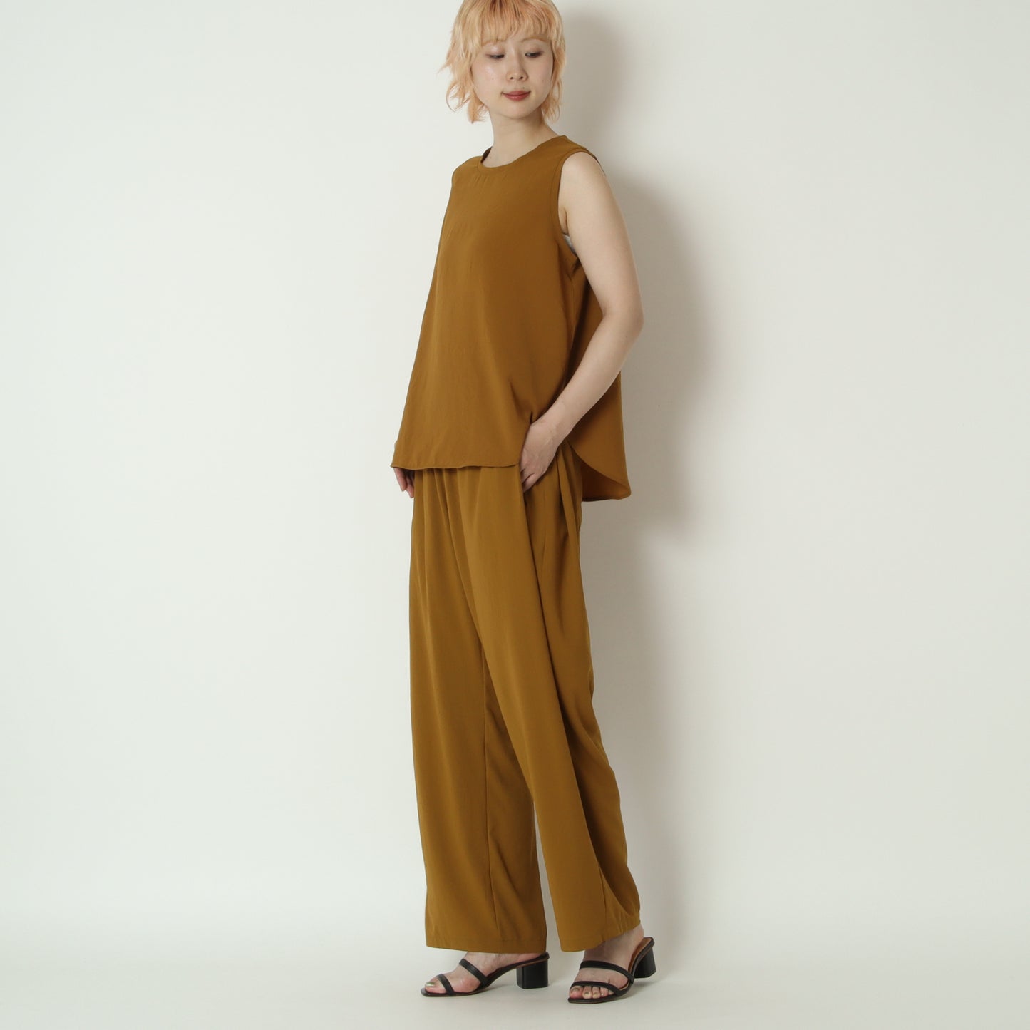 ストレッチシフォンノースリーブブラウス　80268710