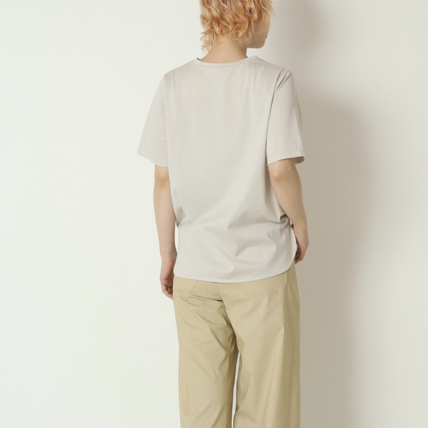 ドレープラウンドヘムカットソー　21268441