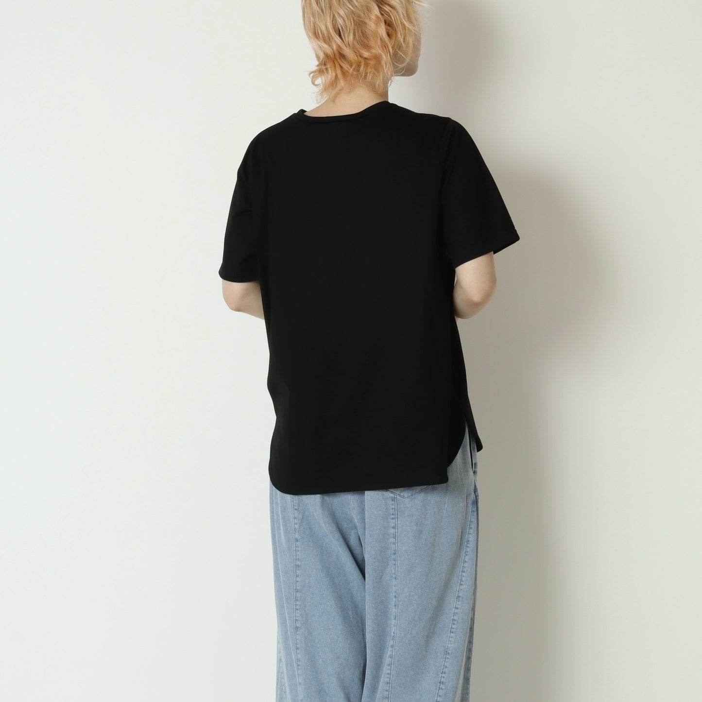 ドレープラウンドヘムカットソー　21268441