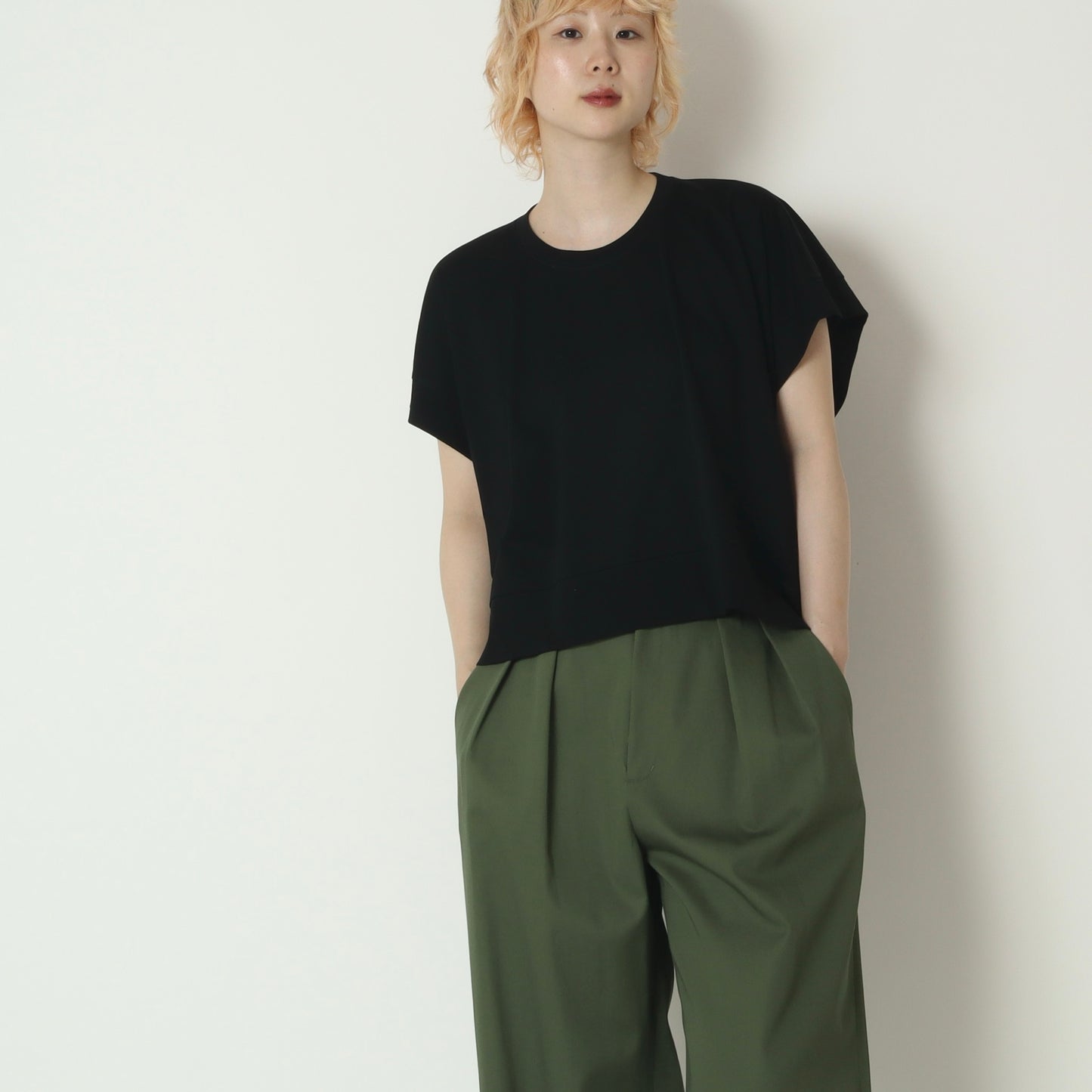 フレアスリーブTシャツ　21268445