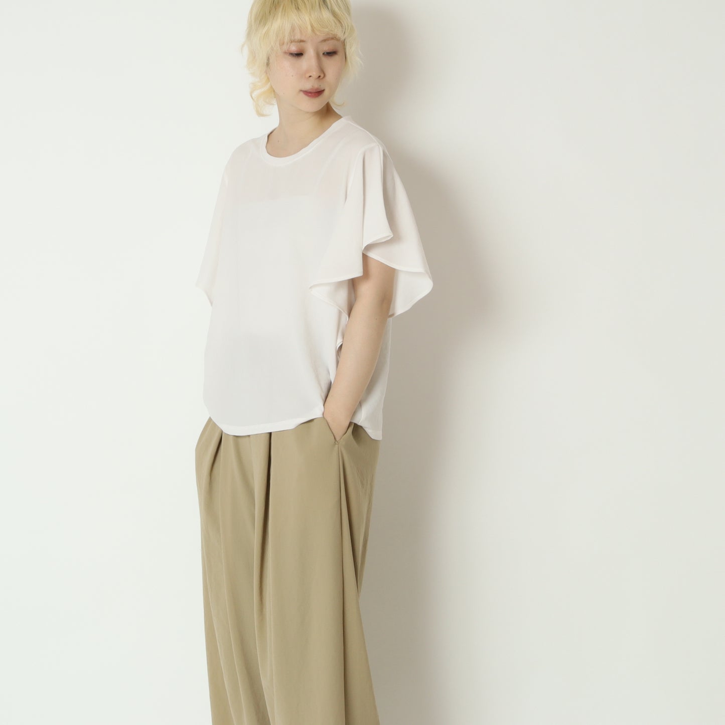ストレッチシフォン袖フリルプルオーバー　80268303