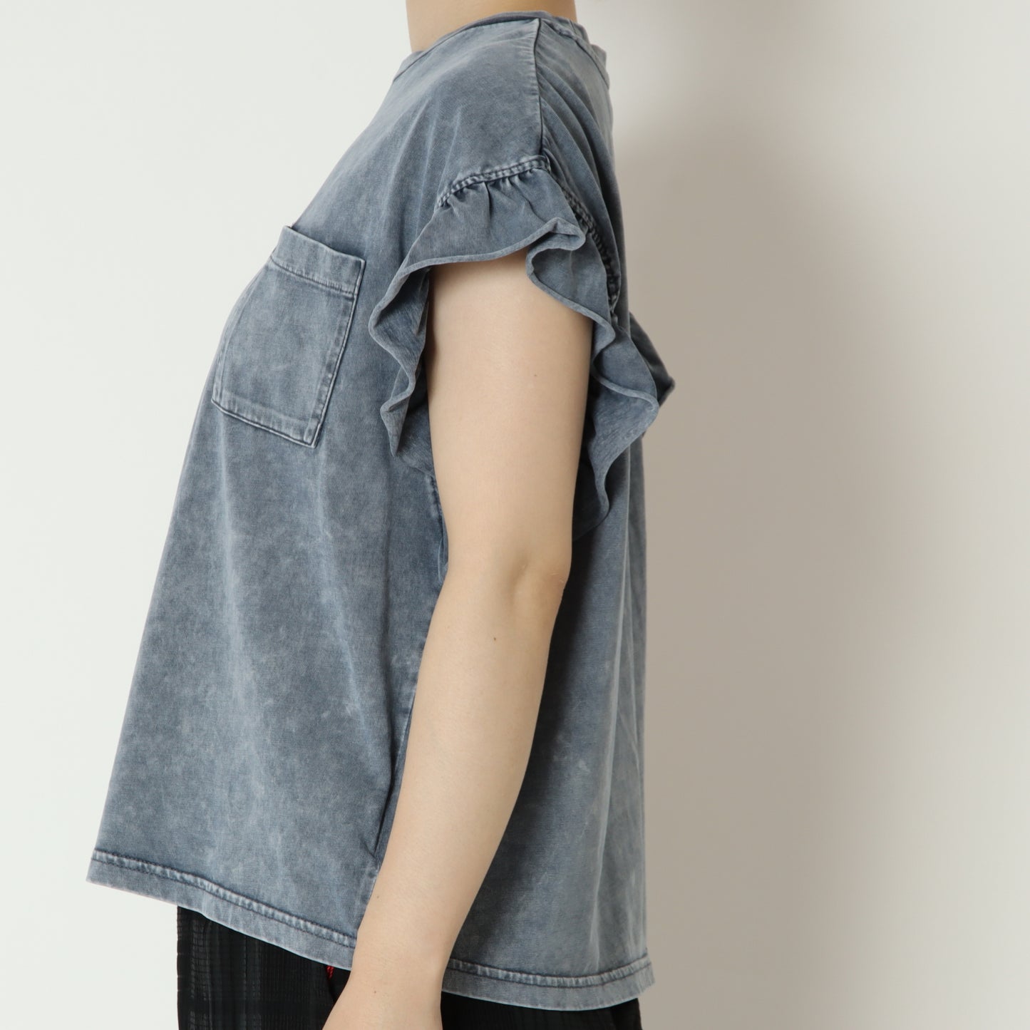 パウダー加工フリルスリーブTシャツ　80268384