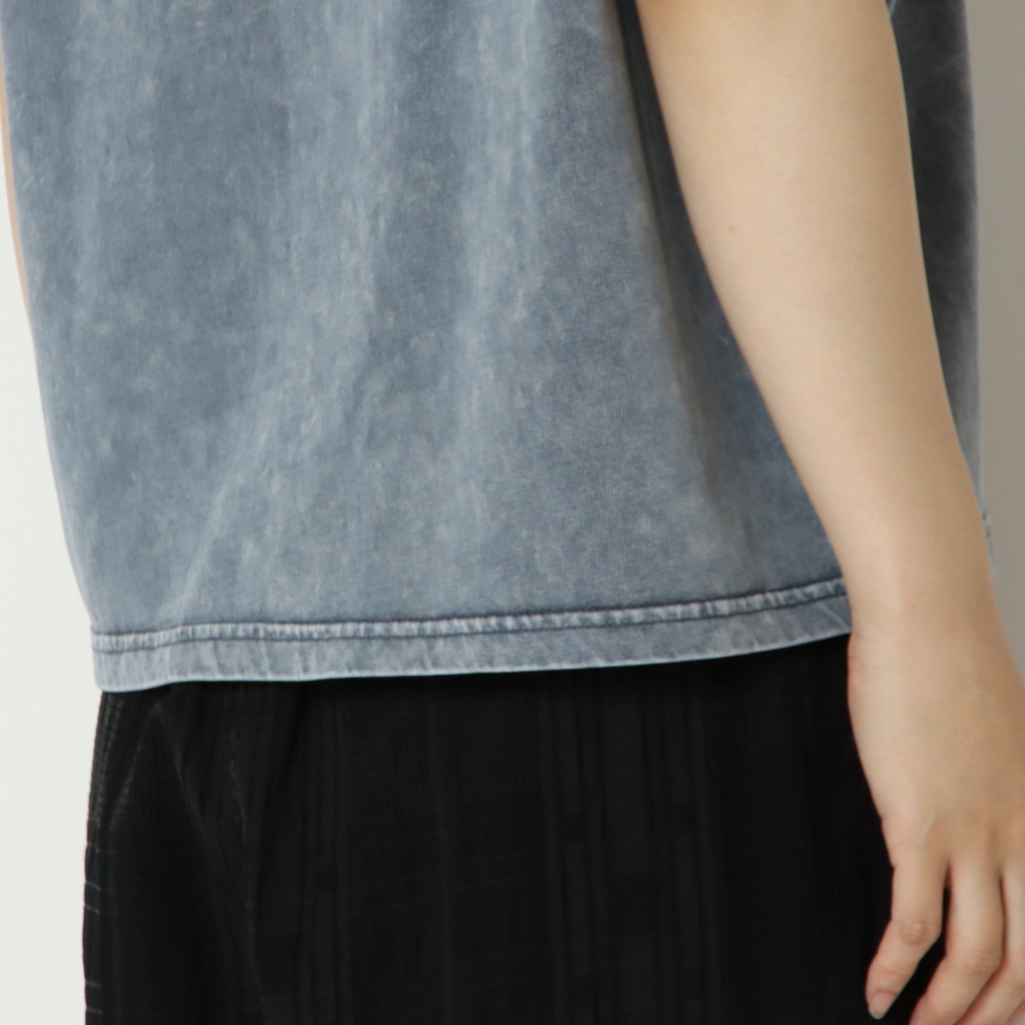 パウダー加工フリルスリーブTシャツ　80268384