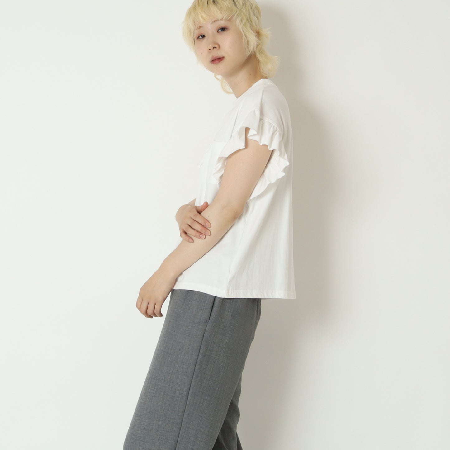 パウダー加工フリルスリーブTシャツ　80268384