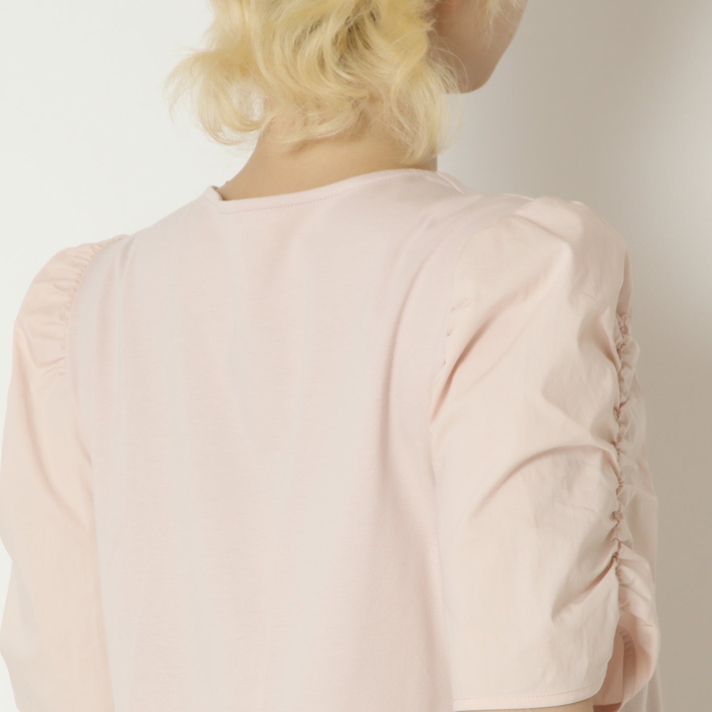 ギャザーパフスリーブTシャツ　80268390